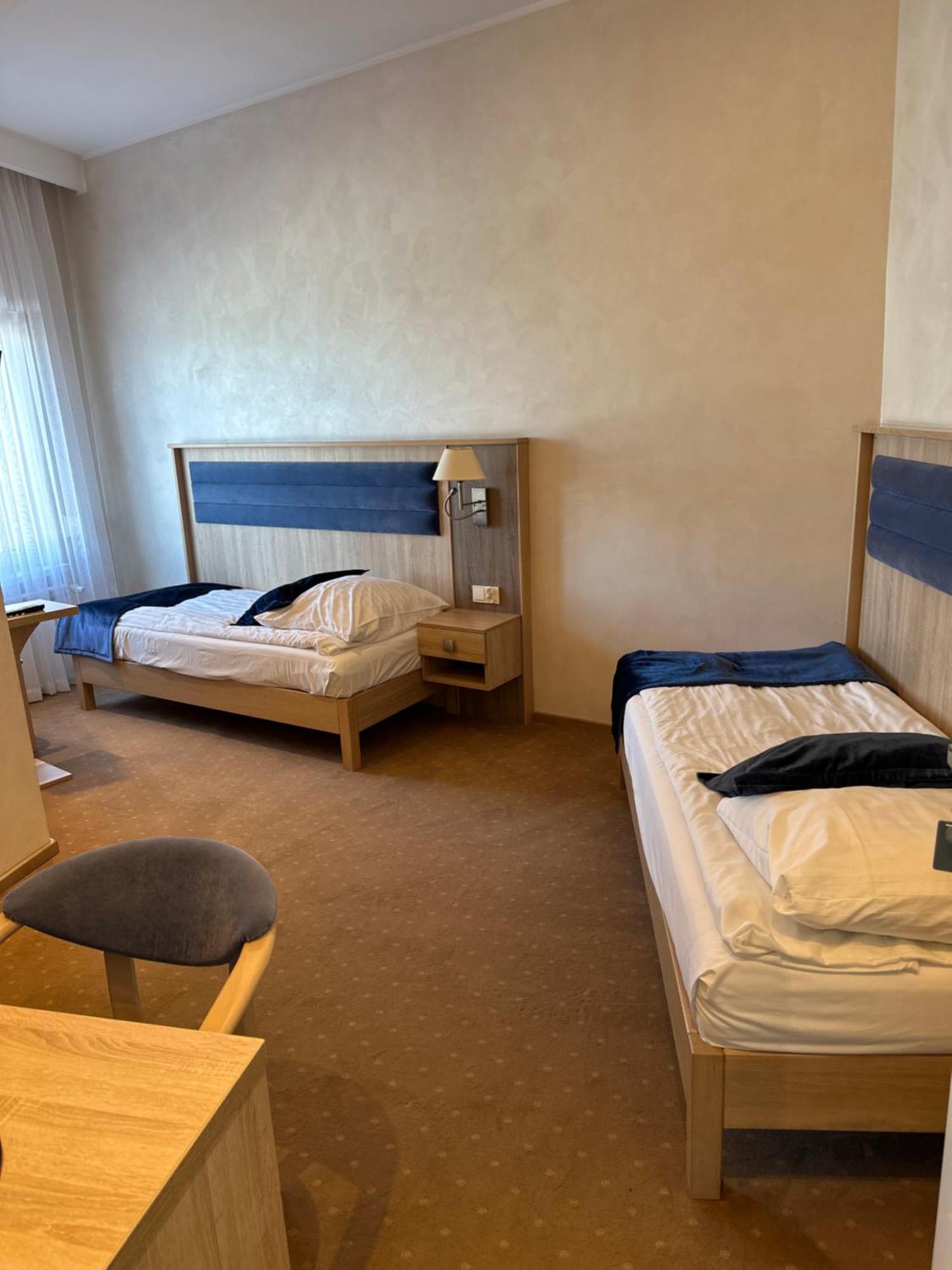 Diament I Brylant Hotel Rawicz Eksteriør billede
